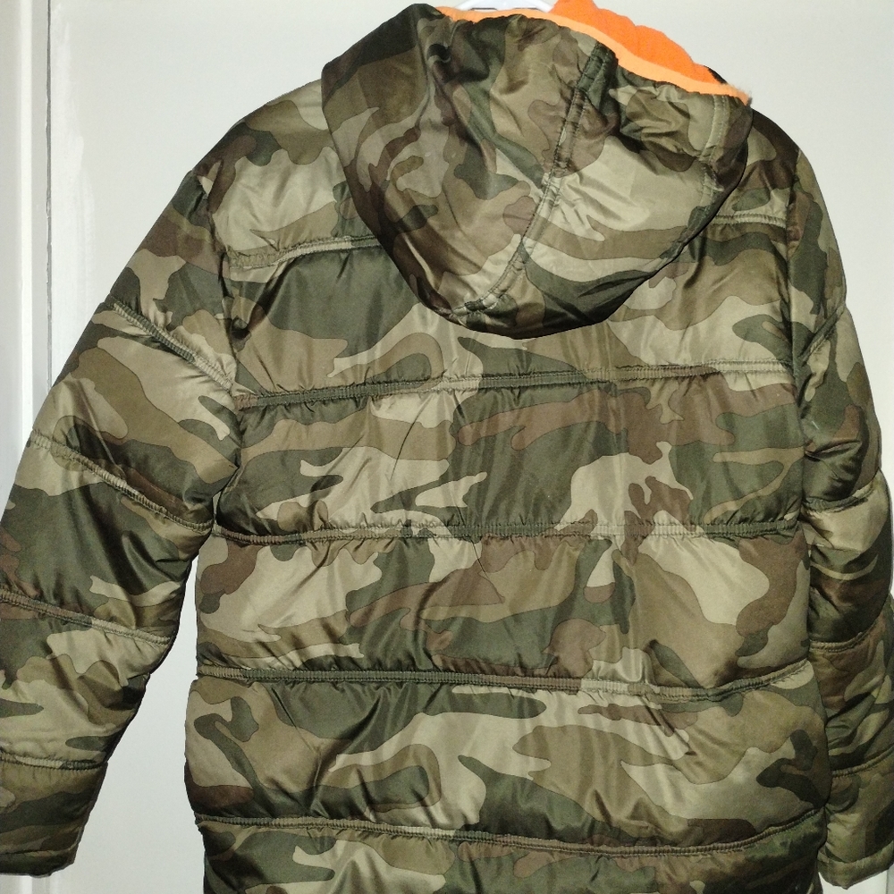 Coat - Picture 3 of 6